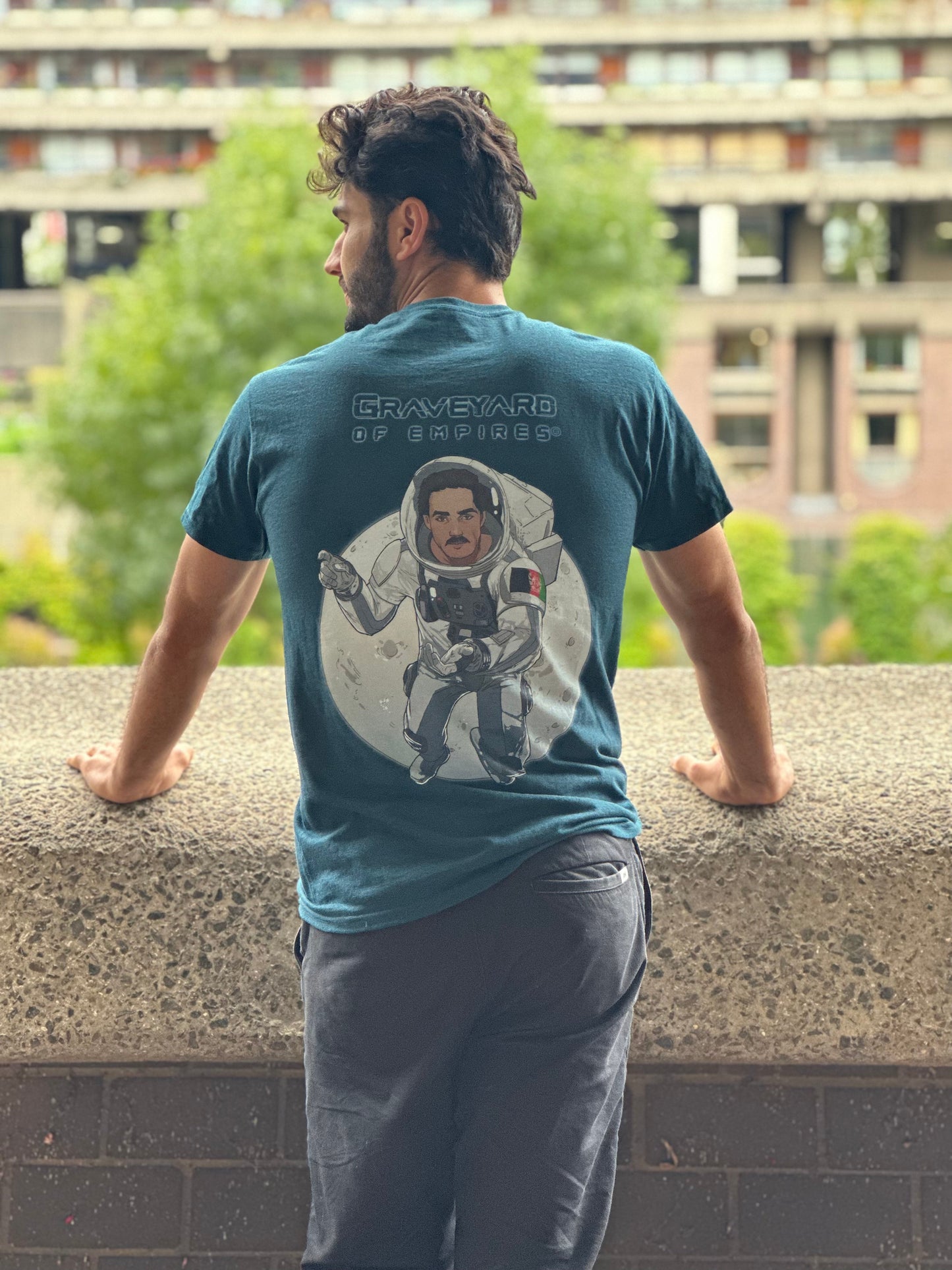 "Abdul Ahad Momand" T-Shirt (W)